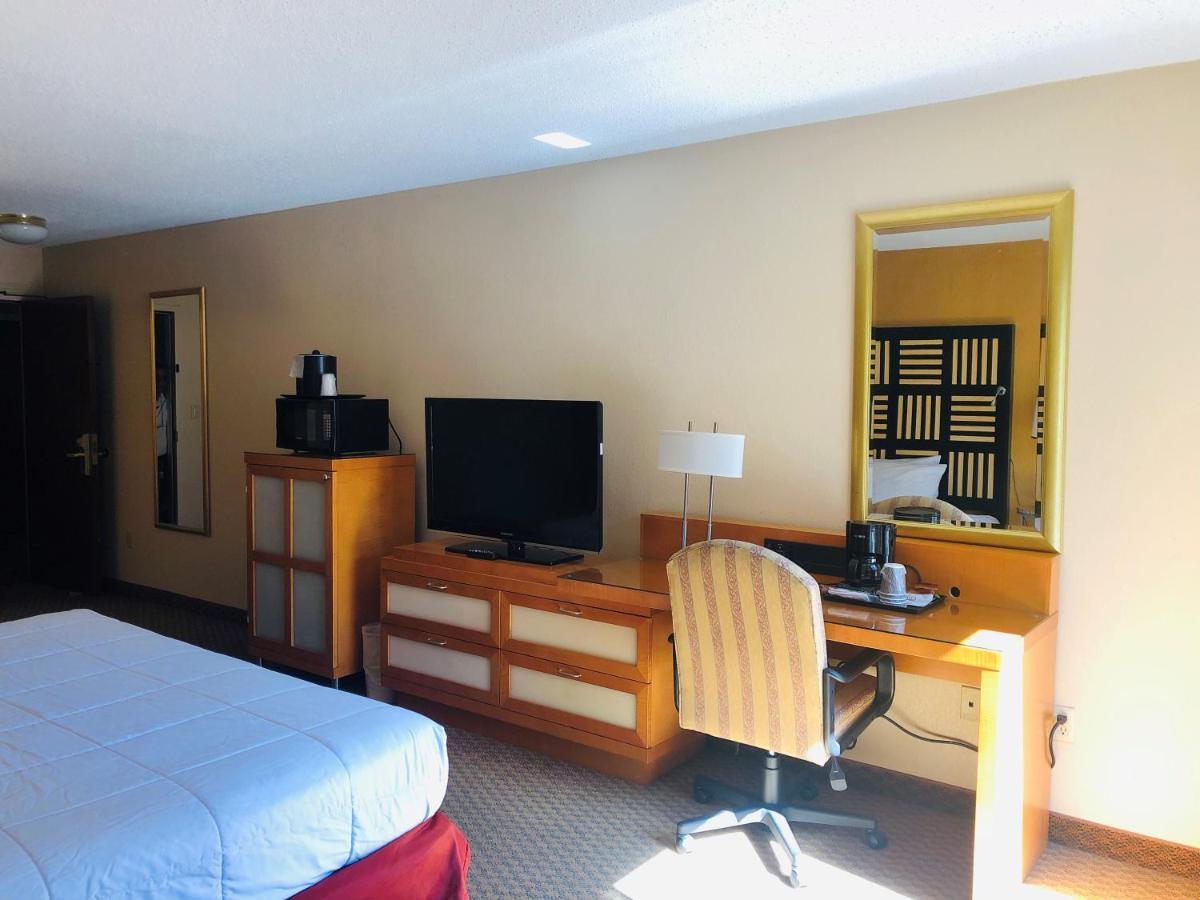 Hotel M Mount Pocono Eksteriør billede